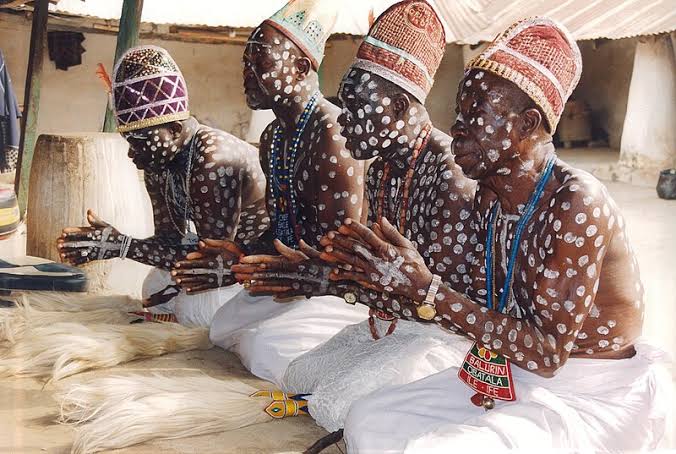 EXPLORING WORSHIP PRACTICES IN WEST AFRICAN TRADITIONAL RELIGION